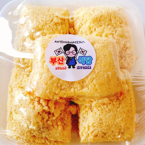 Packaged rice cake filled with pumpkin with a visible brand label on a white background