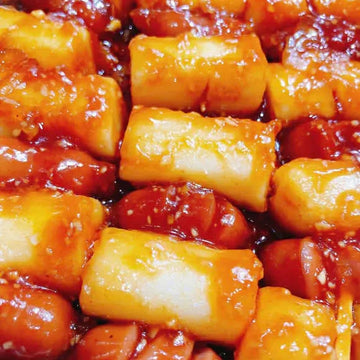 Close-up of Sotteok sotteok
